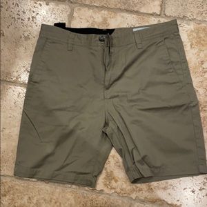 VOLCOM Mens shorts size 34